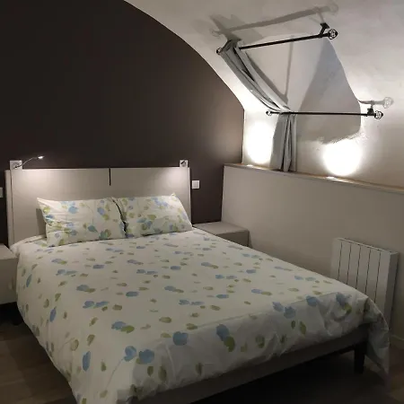 Ancienne Imprimerie Dans Le Centre Historique De Valence